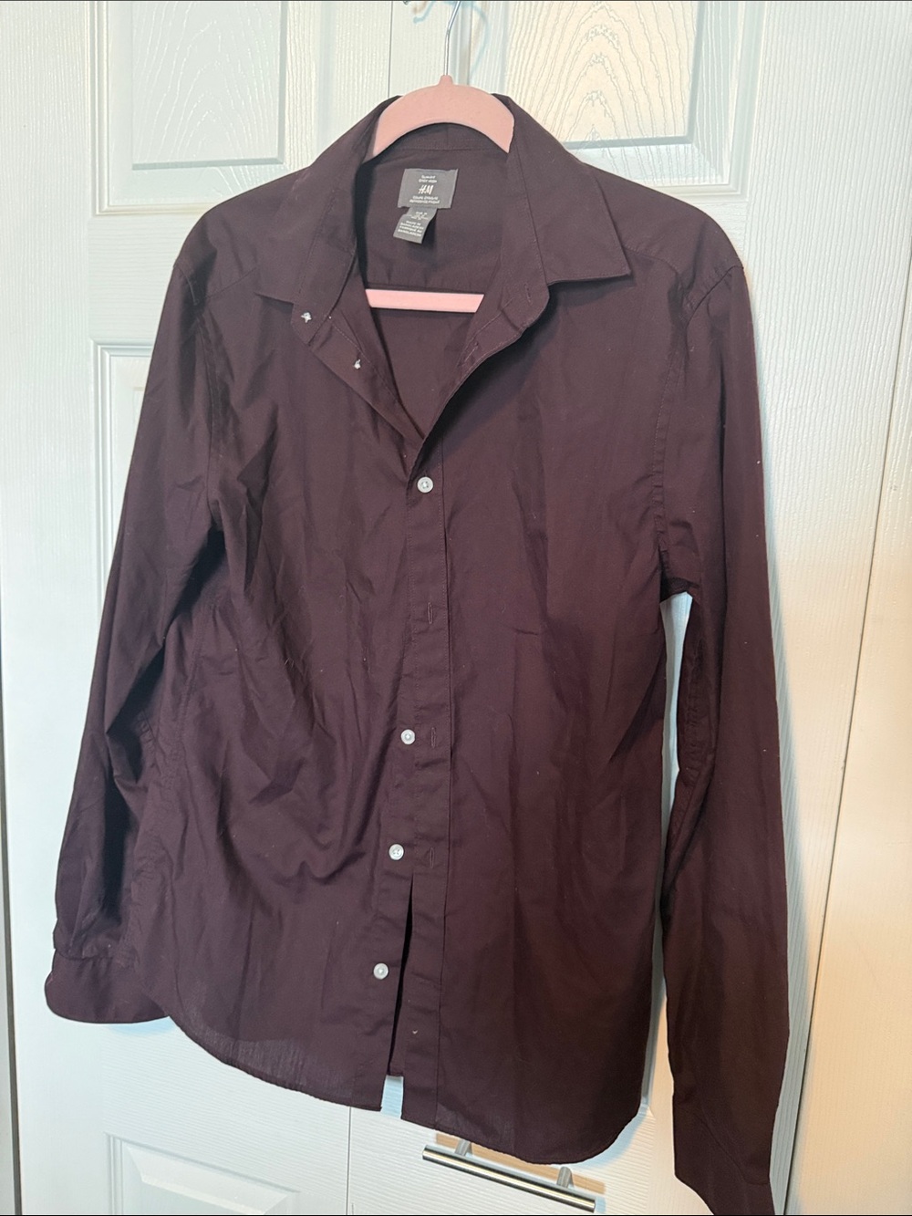 H&M Men's Long-Sleeve Button-Up Shirt - maroon color
